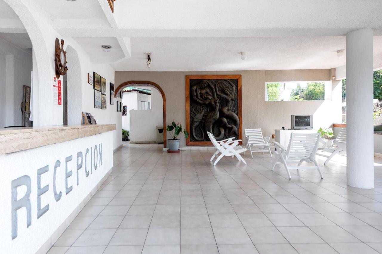 Oyo Hotel Belmar,Caleta, Acapulco Exterior photo